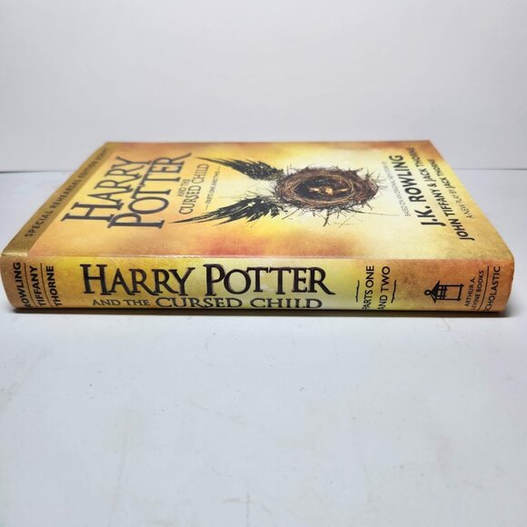 Harry Potter and the Cursed Child Parts 1 & 2 Book Special Rehearsal Edition Scr - Picture 9 of 12